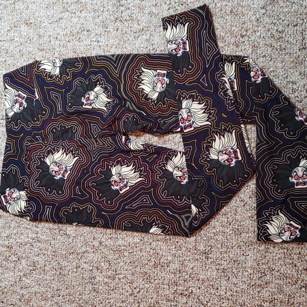 LulaRoe Disney Leggings Cruella DeVille One Size